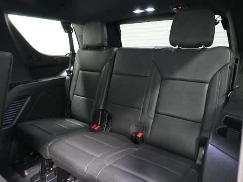 Used 2023 Chevrolet Tahoe LT w/ Luxury Package image 12