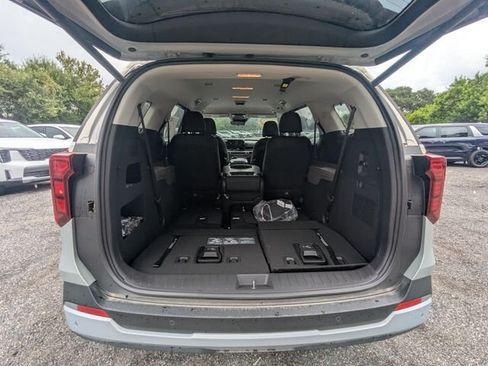 New 2026 Kia Carnival EX FWD image 13
