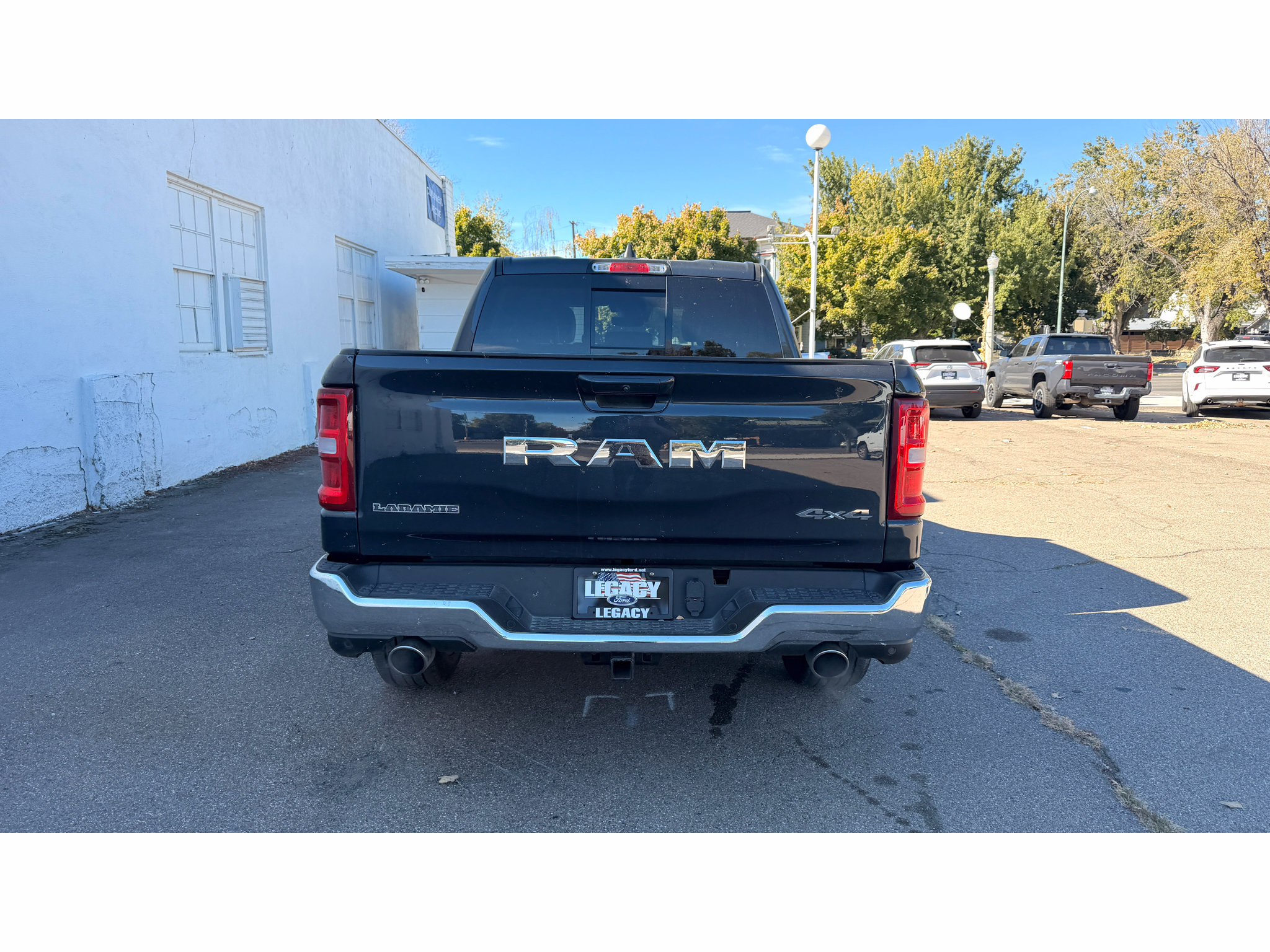 Used 2026 RAM 1500 Laramie AWD/4WD image 8