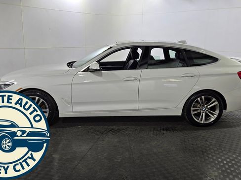 Used 2019 BMW 330i Gran Turismo xDrive w/ Convenience Package image 4