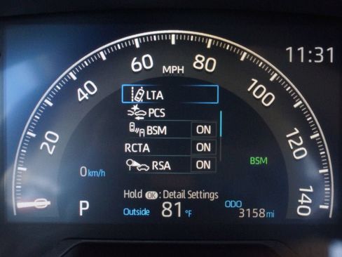 Used 2025 Toyota RAV4 XLE AWD/4WD image 4