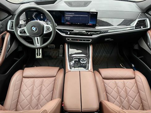 Used 2025 BMW X6 M60i image 20