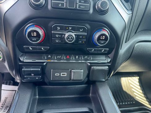 Used 2020 Chevrolet Silverado 1500 RST w/ All-Star Edition AWD/4WD image 8