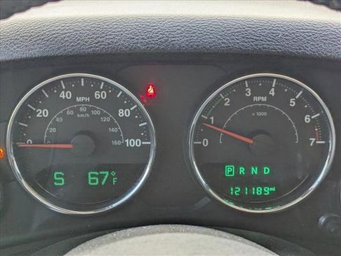 Used 2016 Jeep Wrangler Unlimited Sahara w/ Dual Top Group image 10