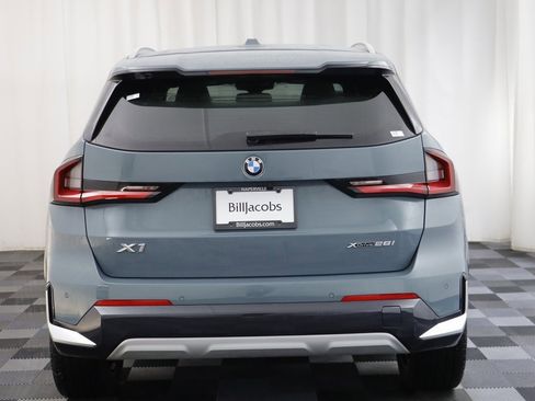 Certified 2025 BMW X1 xDrive28i w/ Technology Package image 14