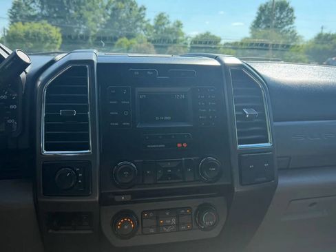 Used 2017 Ford F350 XLT AWD/4WD image 17