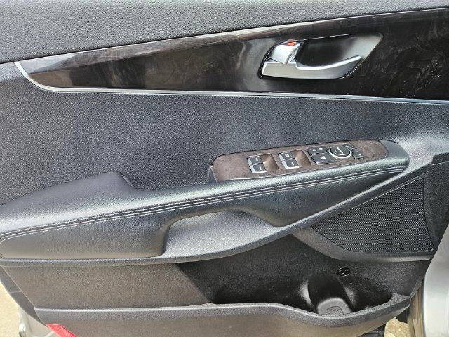 Used 2016 Kia Sorento AWD w/ LX Convenience Package image 21