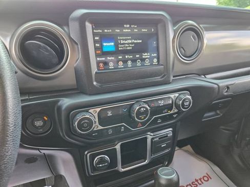 Used 2022 Jeep Gladiator Sport AWD/4WD image 26
