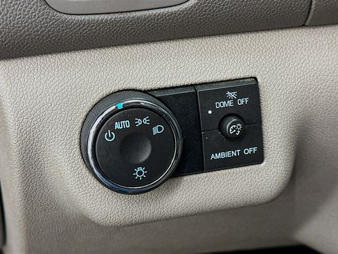 Used 2013 Buick Enclave Leather image 17