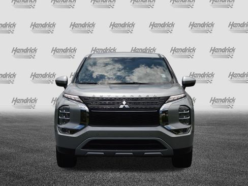 Used 2024 Mitsubishi Outlander SE FWD image 6