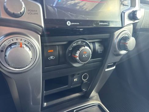 Used 2022 Toyota 4Runner SR5 Premium w/ Moonroof Package RWD image 13