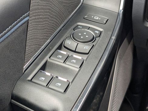 New 2025 Ford F250 Platinum image 27