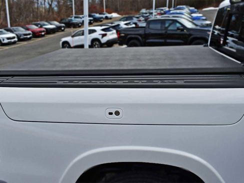 Used 2022 RAM 1500 Limited image 8