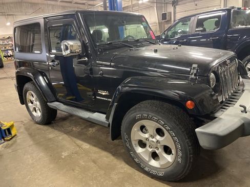 Used 2015 Jeep Wrangler Sahara w/ Connectivity Group image 4