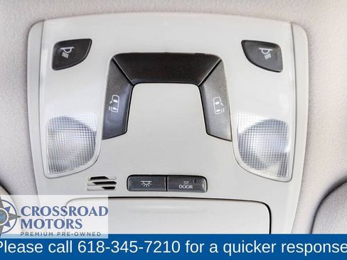 Used 2012 Toyota Sienna LE FWD image 46