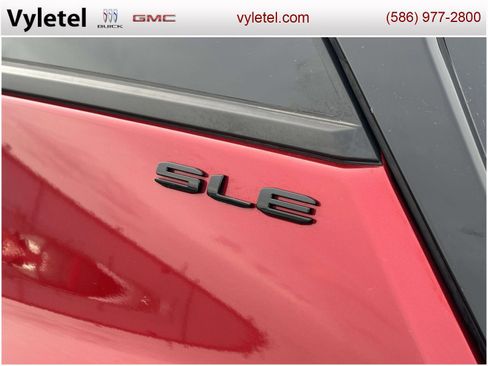 Certified 2023 GMC Terrain SLE w/ Driver Convenience Package image 10