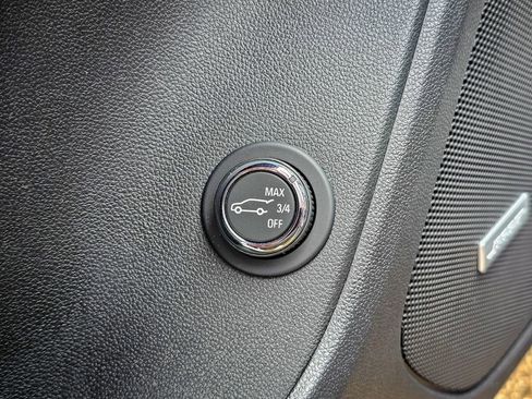 Used 2020 Chevrolet Blazer RS image 12