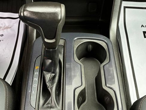Used 2018 Chevrolet Colorado Z71 AWD/4WD image 13