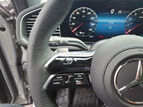 New 2026 Mercedes-Benz GLS 580 4MATIC image 20