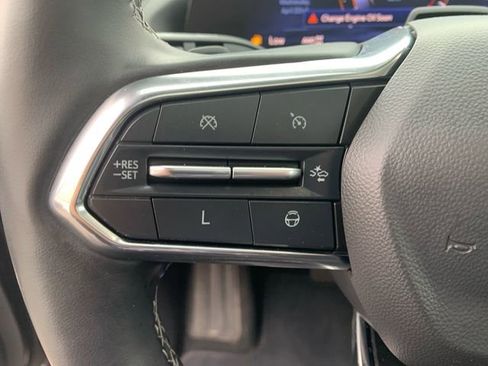 Used 2024 Chevrolet Traverse Z71 w/ Enhanced Driving Package AWD/4WD image 22
