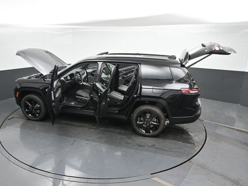 New 2025 Jeep Grand Cherokee L Limited w/ Black Appearance Package image 51