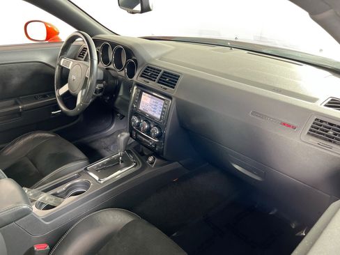 Used 2009 Dodge Challenger SRT8 RWD image 27