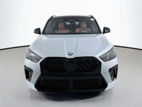New 2027 BMW X2 xDrive28i w/ Technology Package AWD/4WD image 2