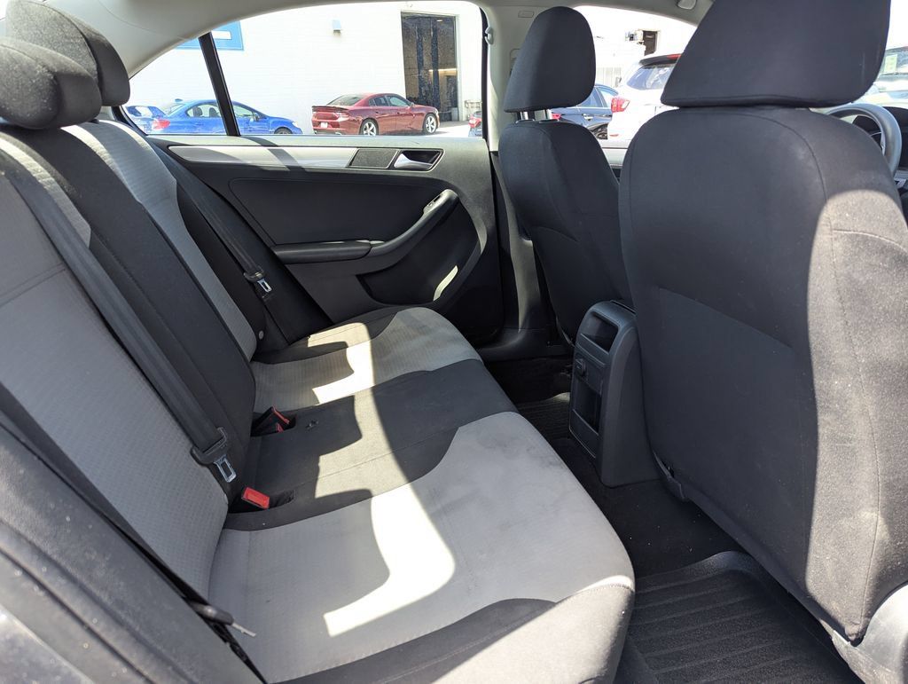 Used 2017 Volkswagen Jetta S FWD image 29