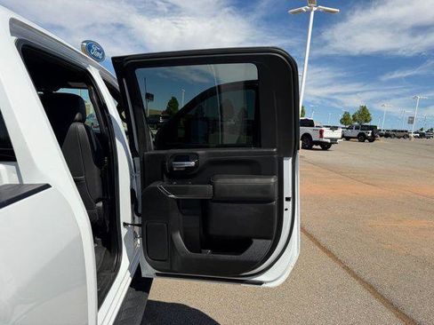 Used 2022 GMC Sierra 2500 AT4 w/ Gooseneck/5TH Wheel Package image 16