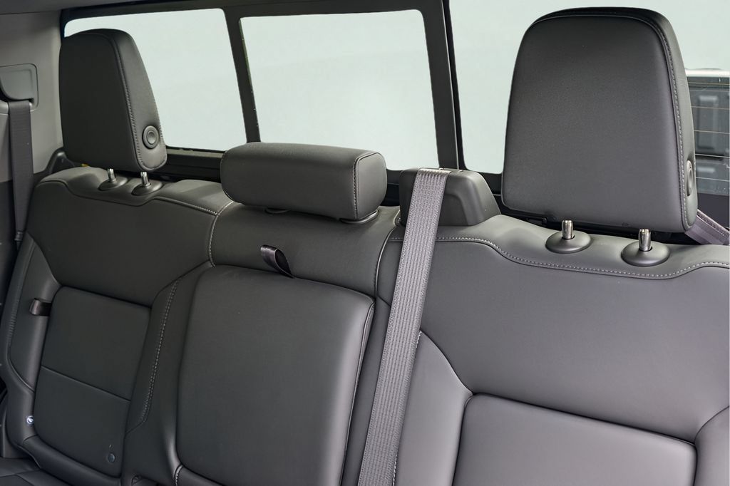 New 2026 GMC Sierra 1500 Elevation w/ Elevation Premium Package AWD/4WD image 18