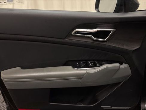 Certified 2023 Kia Sportage X-Line w/ X-Line Premium Package image 9