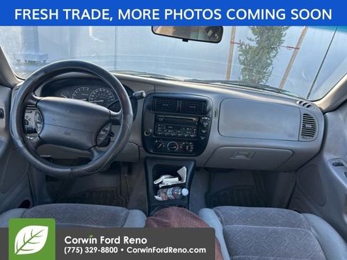 Used 1998 Ford Explorer XLT image 11