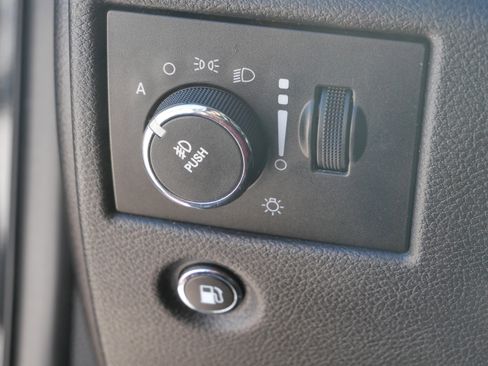 Used 2014 Jeep Grand Cherokee Limited image 21