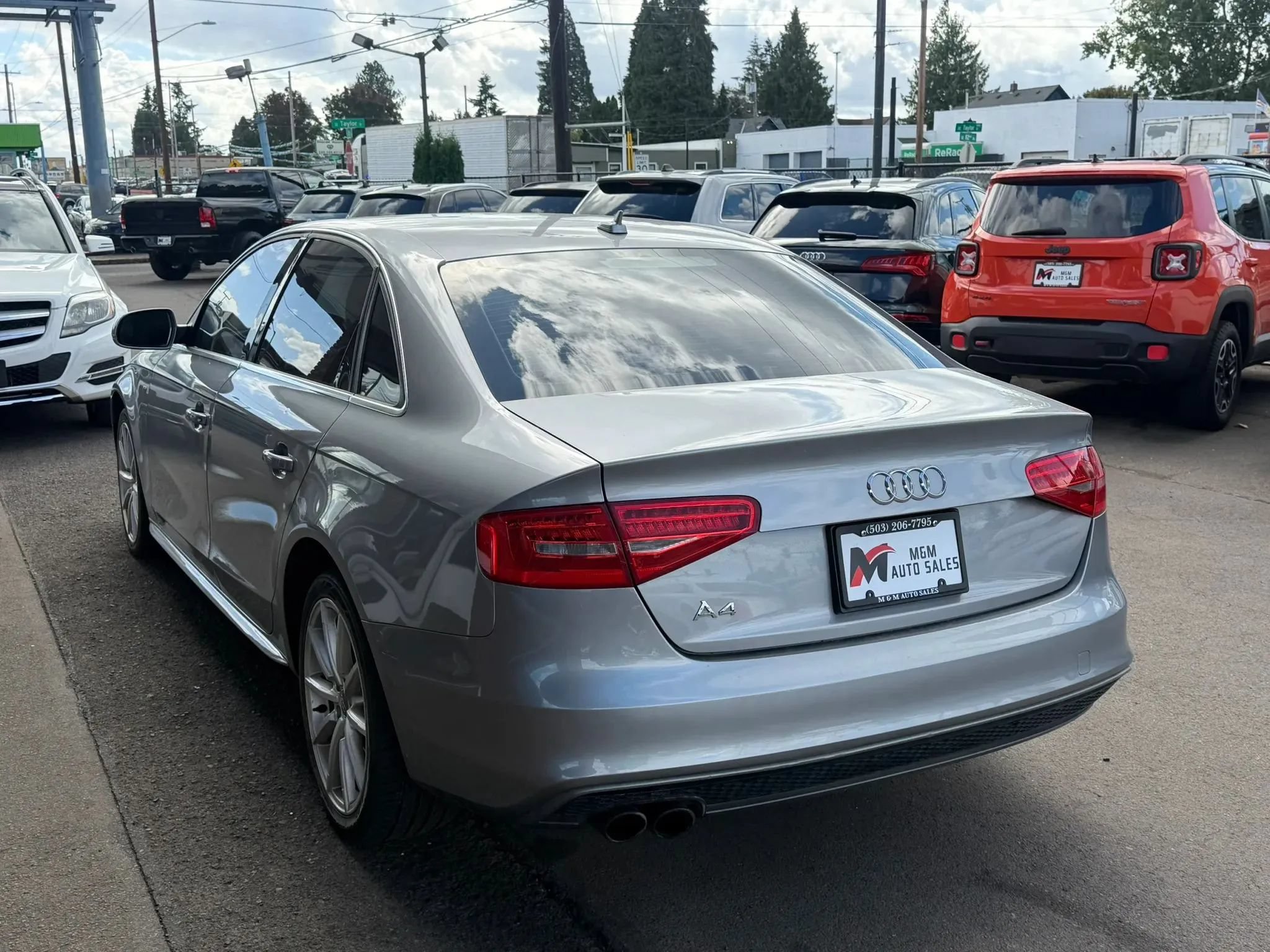 Used 2015 Audi A4 2.0T Premium Plus w/ Premium Plus Package FWD image 5