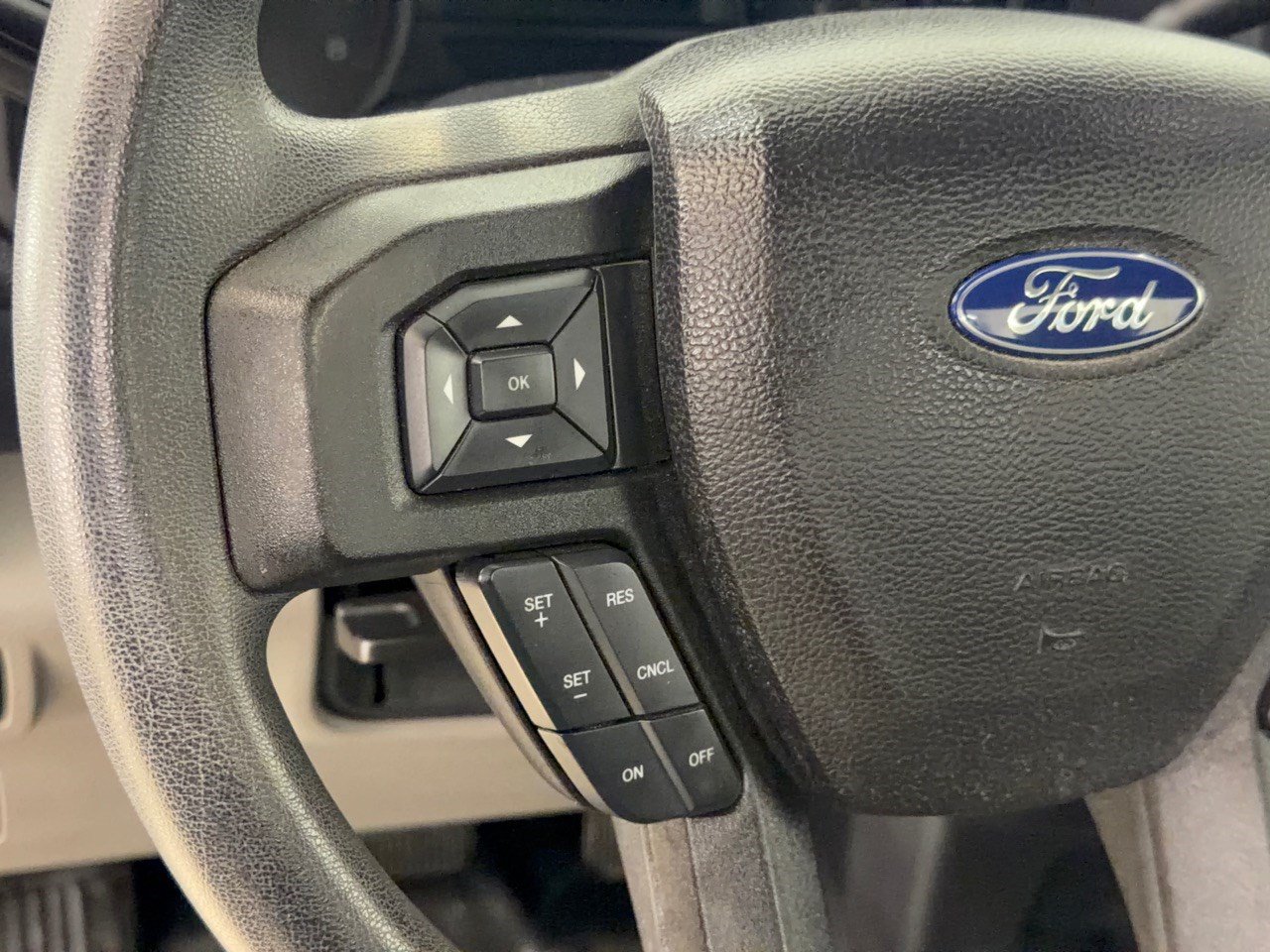 Used 2017 Ford F150 XL w/ Equipment Group 101A Mid RWD image 18
