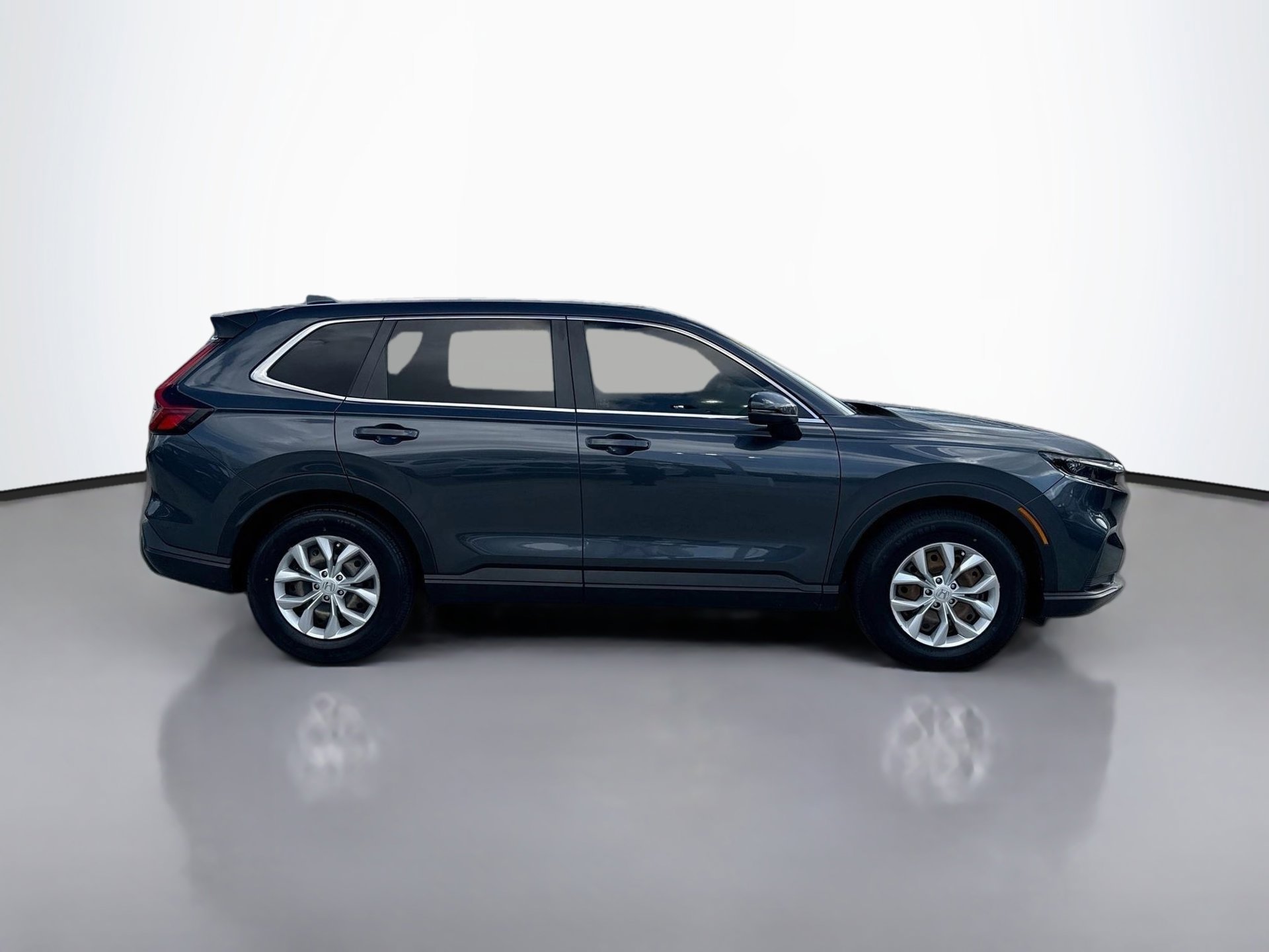 Certified 2025 Honda CR-V LX image 2