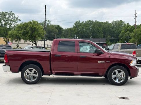 Used 2017 RAM 1500 Express w/ Express Value Package RWD image 5
