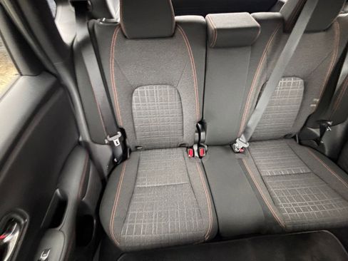 Used 2025 Honda HR-V Sport image 38