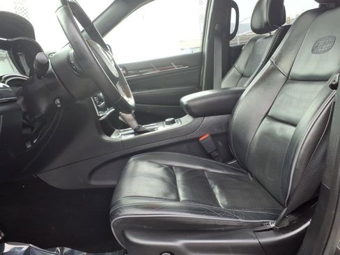 Used 2019 Jeep Grand Cherokee Overland image 5