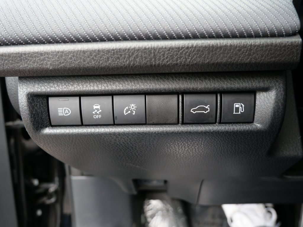 Certified 2025 Toyota Camry SE FWD image 27