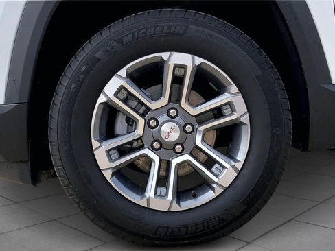 Used 2026 GMC Terrain Elevation image 11