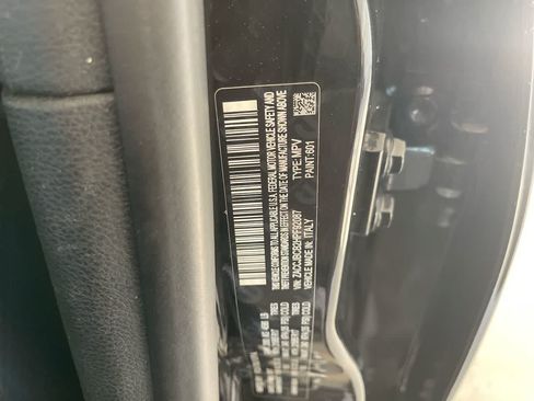 Used 2017 Jeep Renegade Trailhawk w/ Popular Equipment Group AWD/4WD image 27