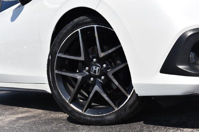 Used 2022 Honda Civic Sport Touring image 3