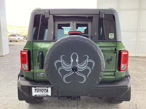 Used 2022 Ford Bronco Black Diamond image 7