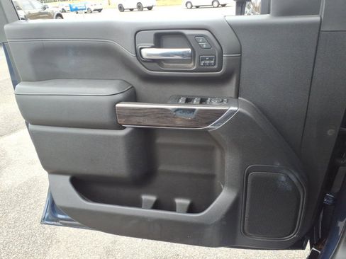 Used 2023 Chevrolet Silverado 2500 LTZ w/ Gooseneck/5TH Wheel Package image 3