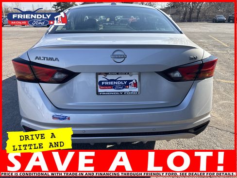 Used 2023 Nissan Altima 2.5 SV image 6