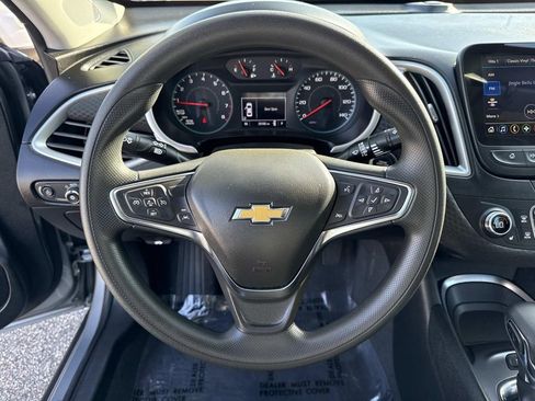 Used 2024 Chevrolet Malibu LT image 29