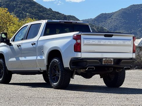 Used 2020 Chevrolet Silverado 1500 LT Trail Boss image 6