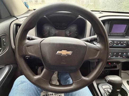 Used 2016 Chevrolet Colorado W/T RWD image 16