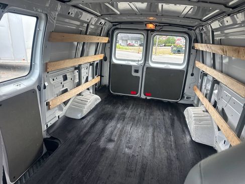 Used 2012 Ford E-250 and Econoline 250 w/ PWR Group RWD image 25